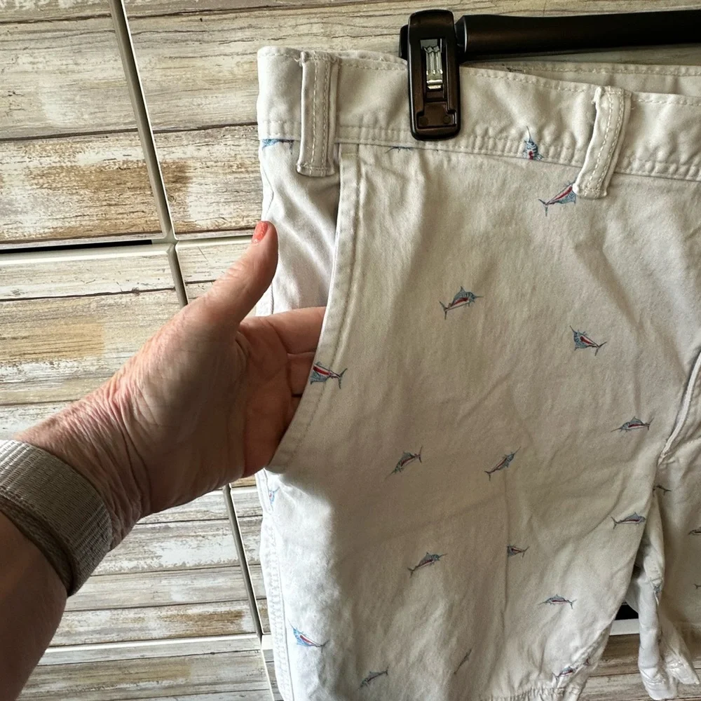 🤍 St John’s Bay Marlin Fish Print Shorts 52 Big Comfort Stretch